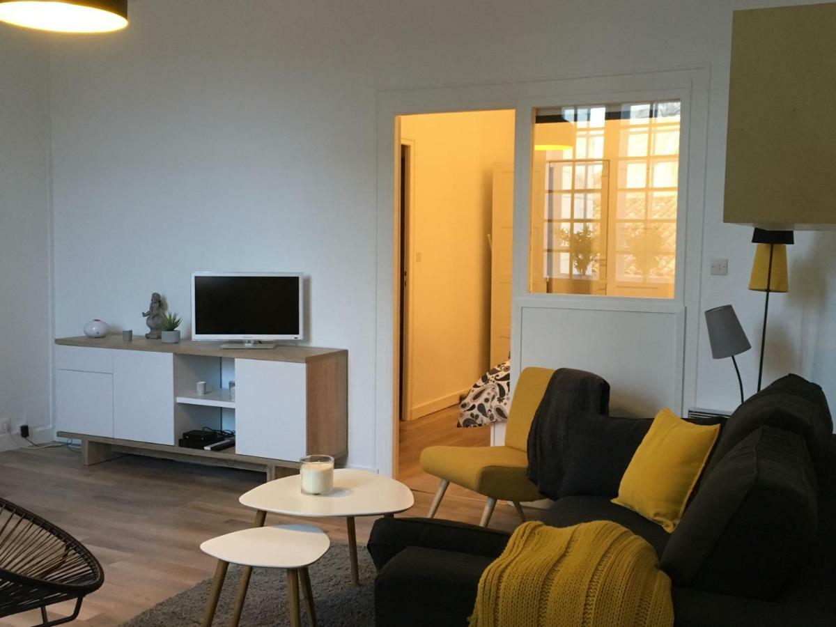 "La Mercerie" La Rochelle  Buitenkant foto