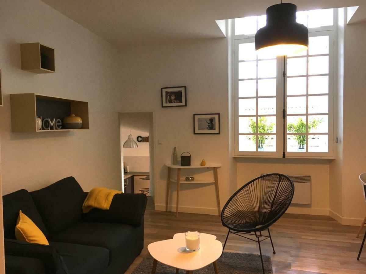 "La Mercerie" La Rochelle  Buitenkant foto
