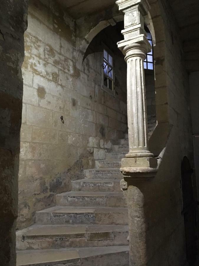 "La Mercerie" La Rochelle  Buitenkant foto